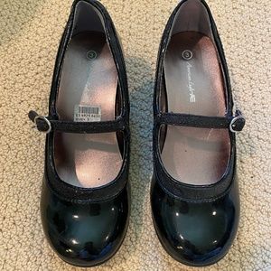 Girls Black Mary Jane w Sparkles Size 3